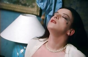 XXX super lindo pornp duro con buenas tetas masturbándose