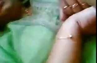 XXX Hermosa chica folla ella xxx duri misma en la ducha (HD)