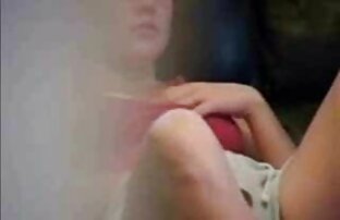 XXX Morena chupa sus enormes hentai del duro tetas