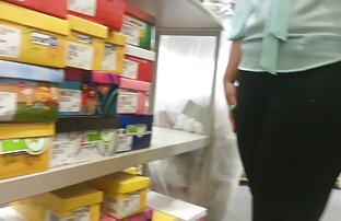 XXX Se folla a una criada con grandes tetas video sex duro por detrás